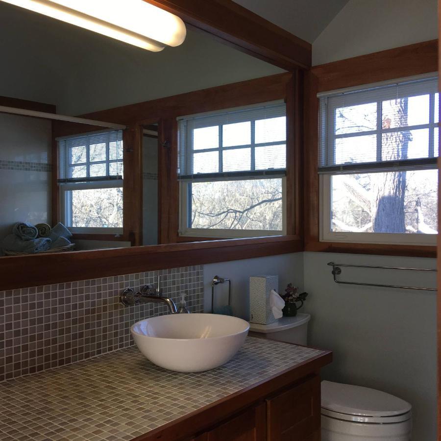 Baxter House B&B Apartment Ann Arbor Buitenkant foto